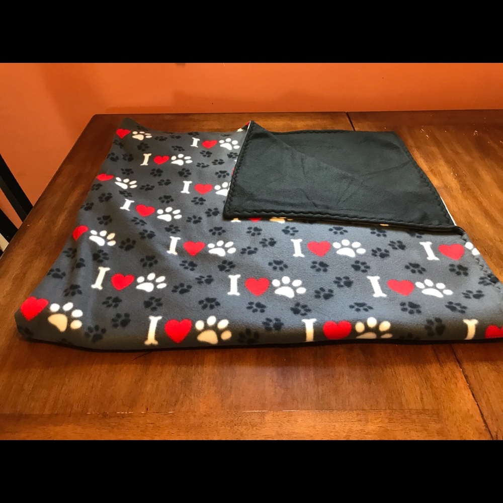 Pet blanket — BIG
